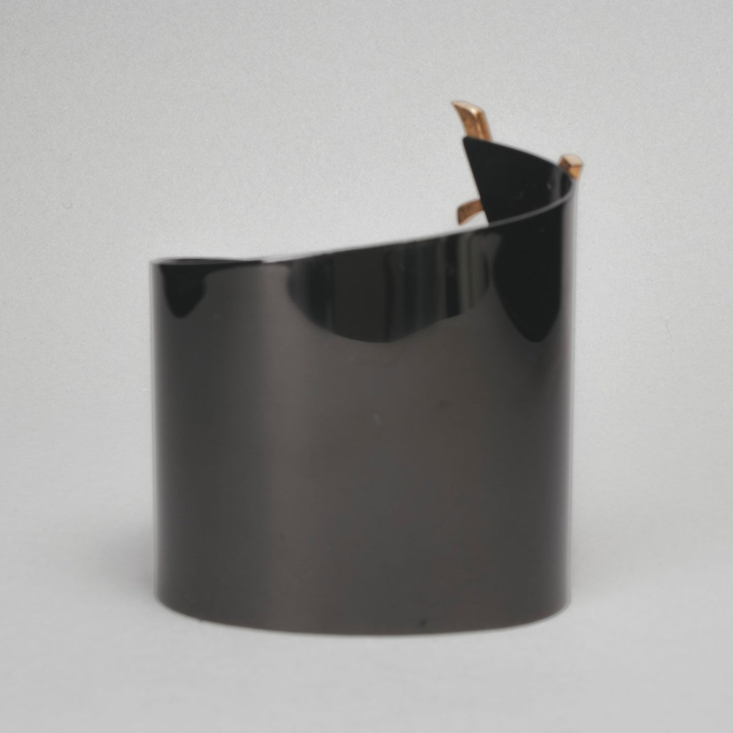 Bracelet YVES SAINT LAURENT noir / doré