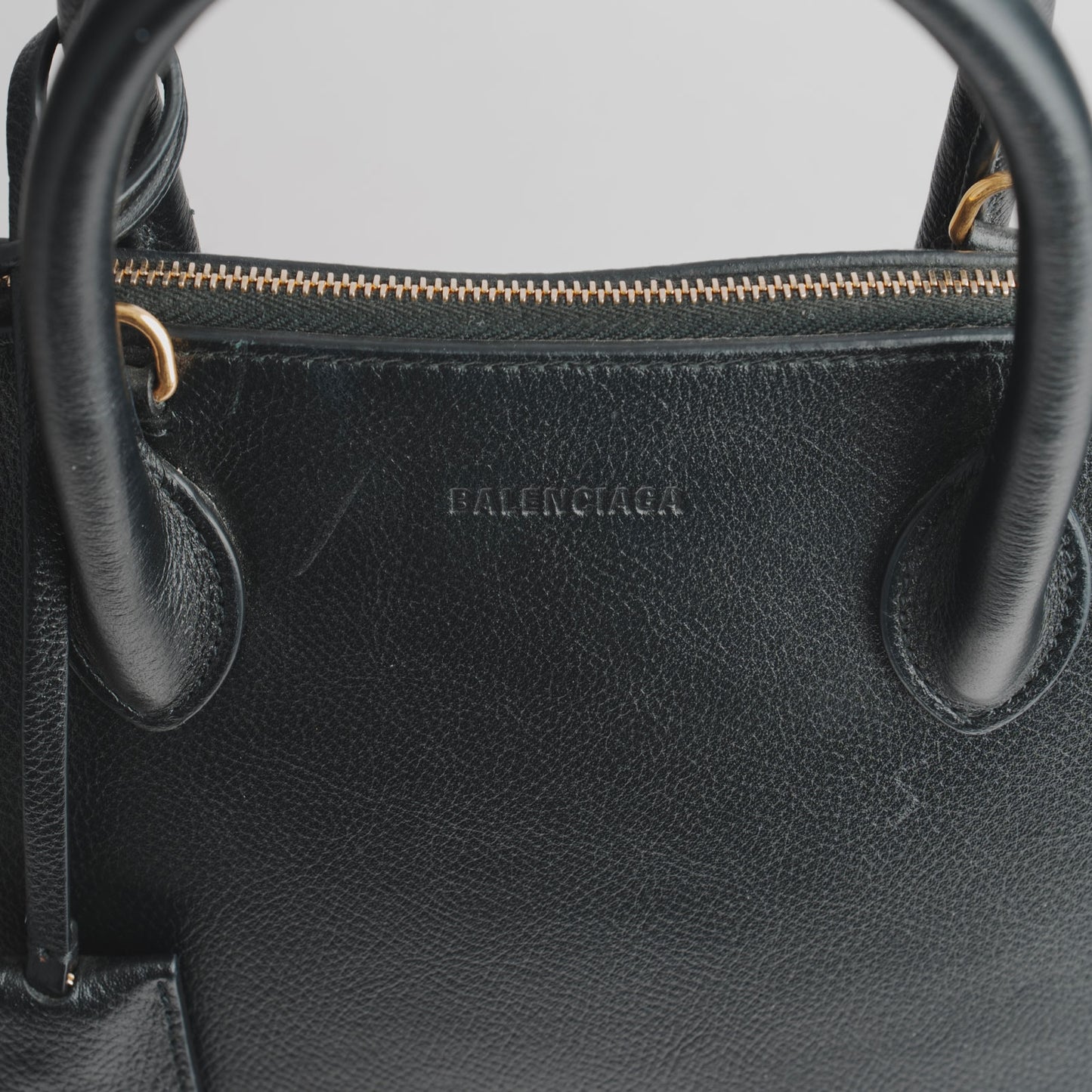 BALENCIAGA — Sac Bolide en cuir noir