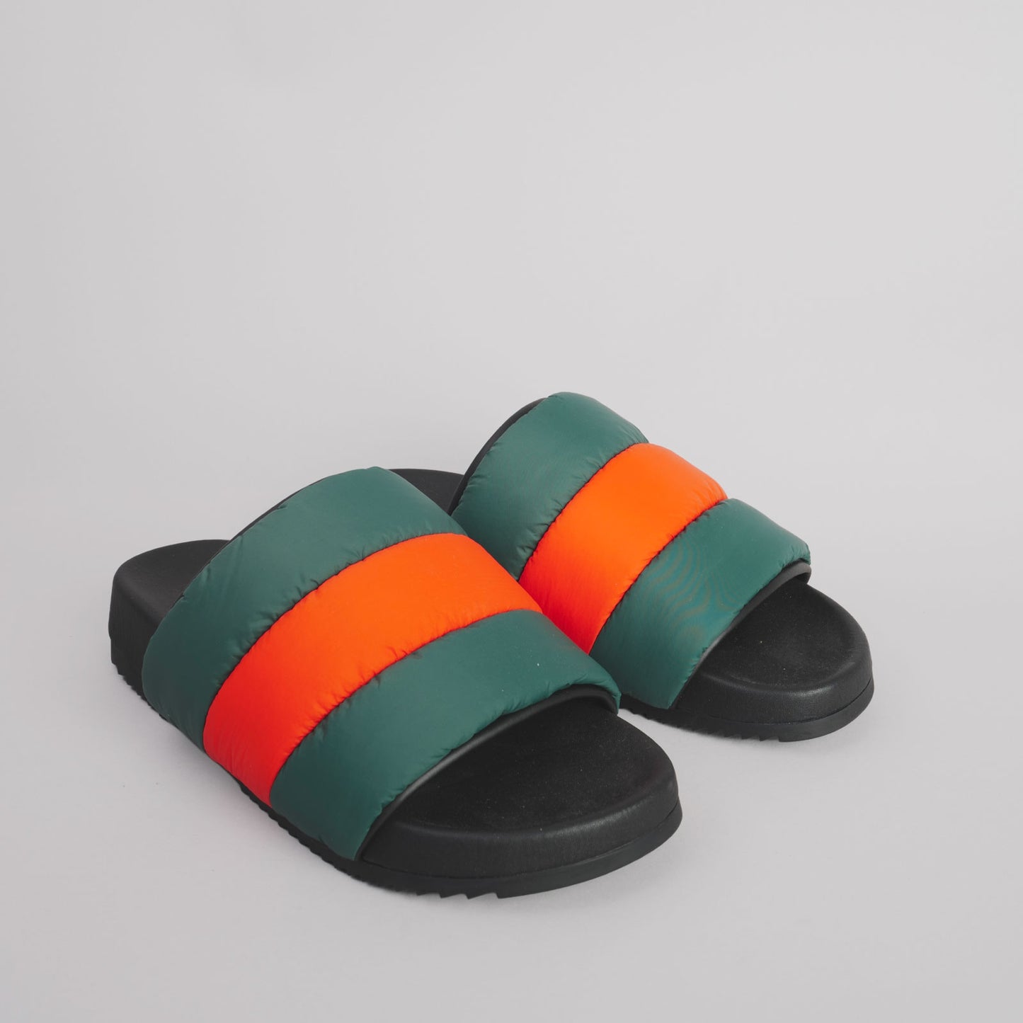 Sandales GUCCI 42 rouge / vert