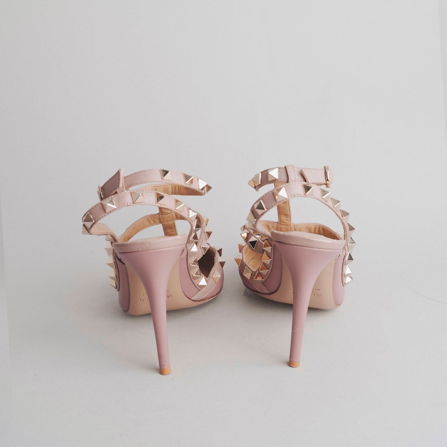 Sandales VALENTINO 37 beige