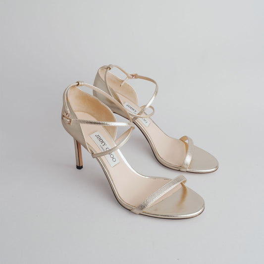 Sandales jamais porté  JIMMY CHOO 38 doré