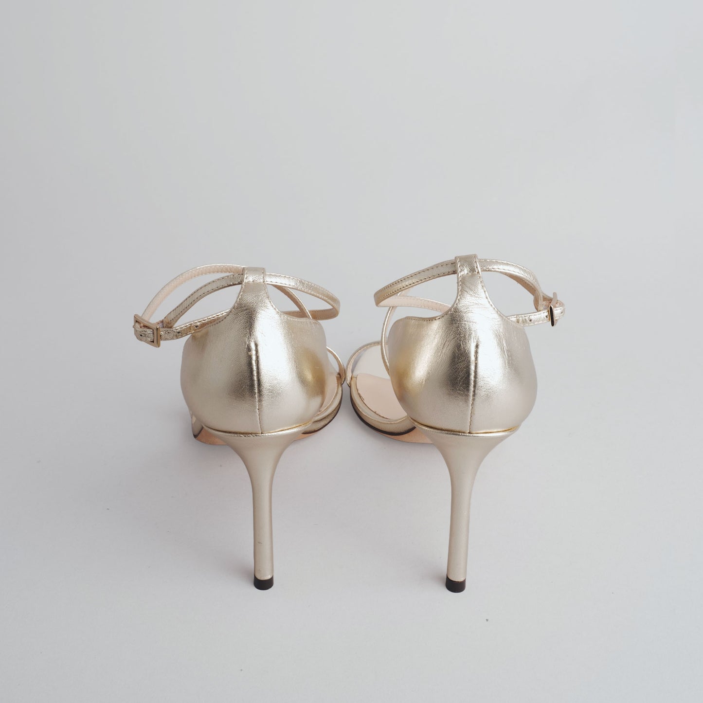 Sandales jamais porté  JIMMY CHOO 38 doré