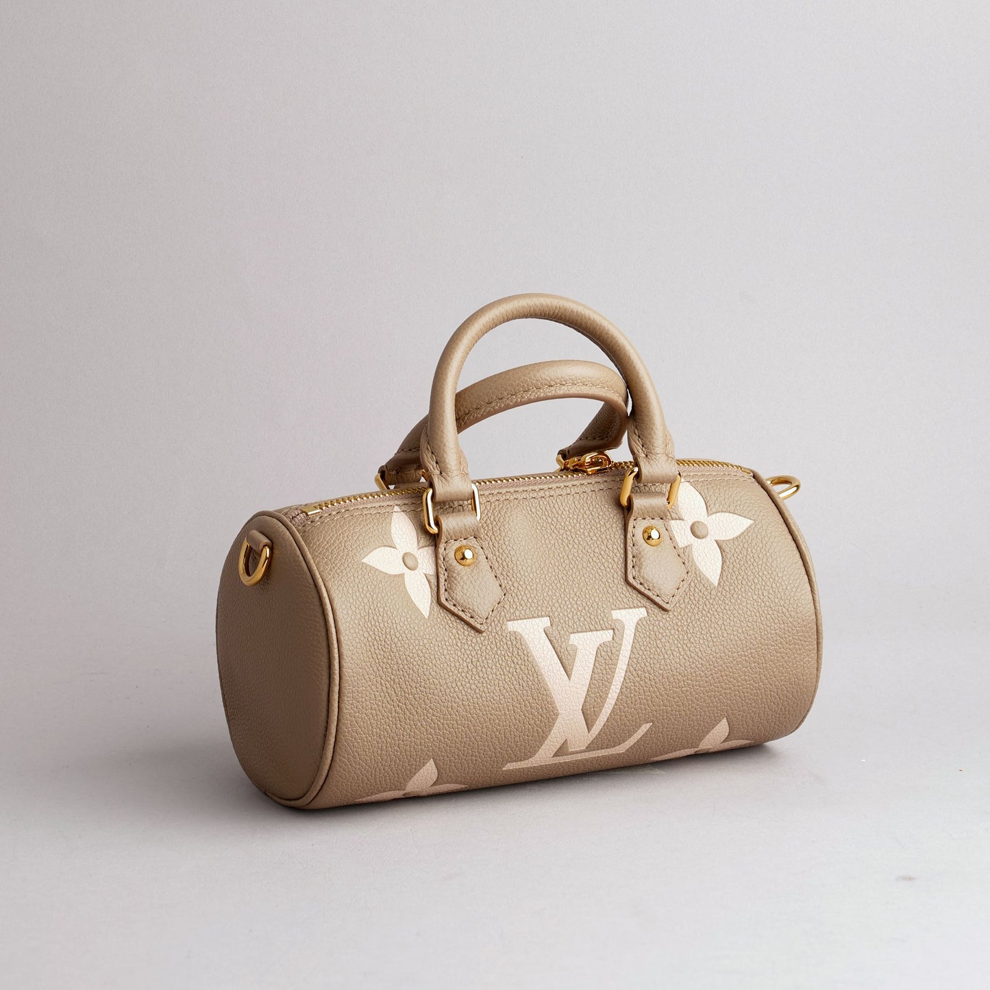LOUIS VUITTON — Nano Speedy en cuir beige