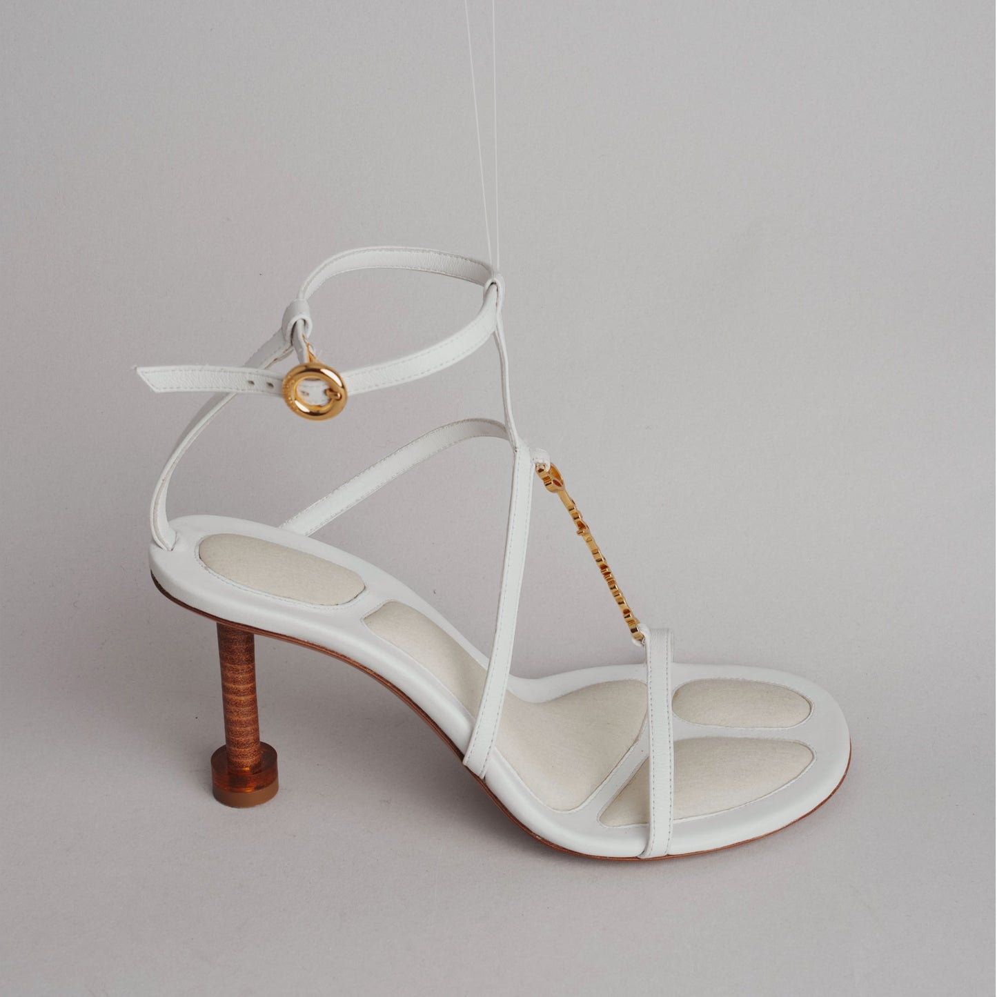 Sandales JACQUEMUS 37 blanc