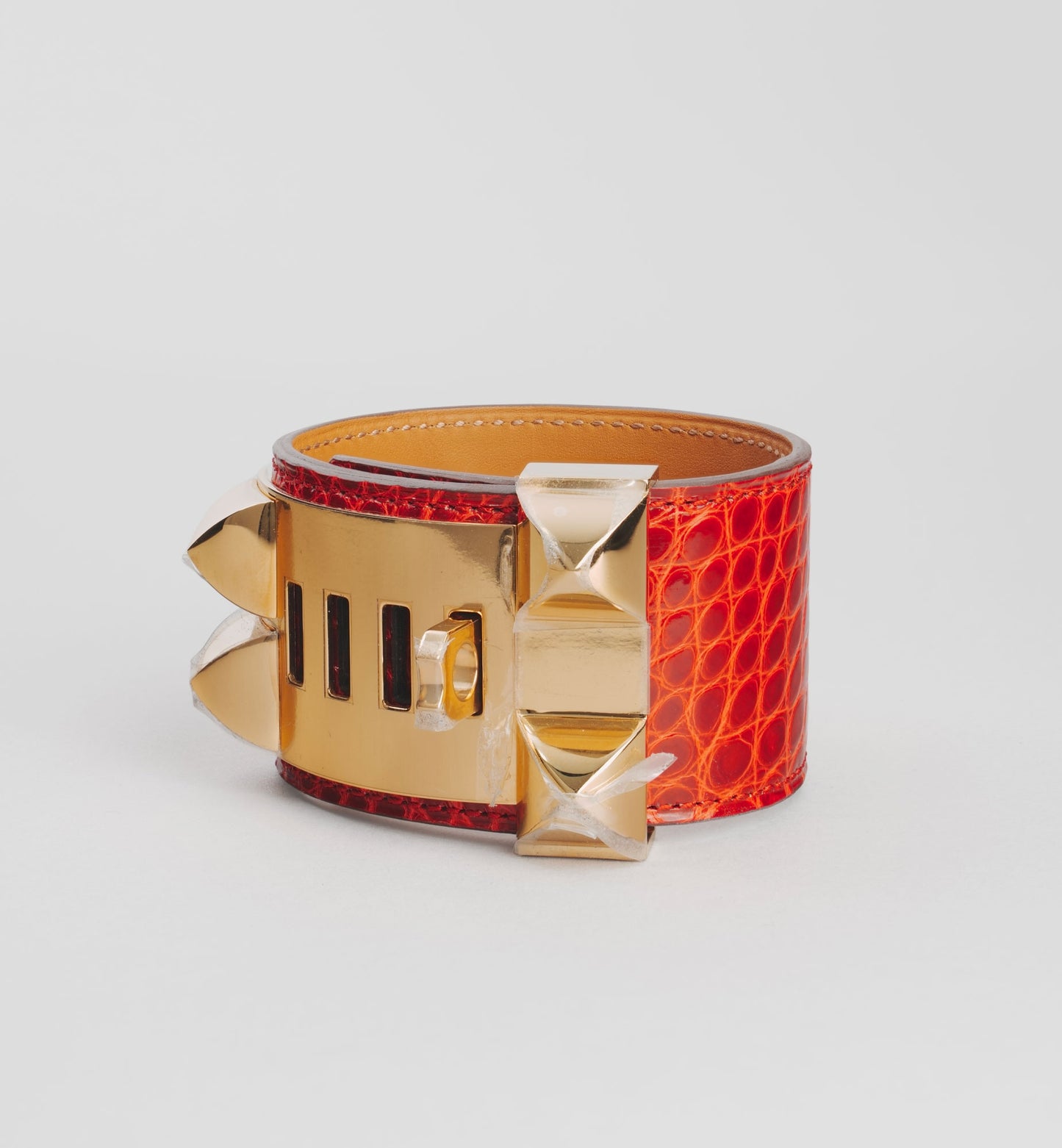 Manchette Hermès Collier de Chien Croco Rouge & Or