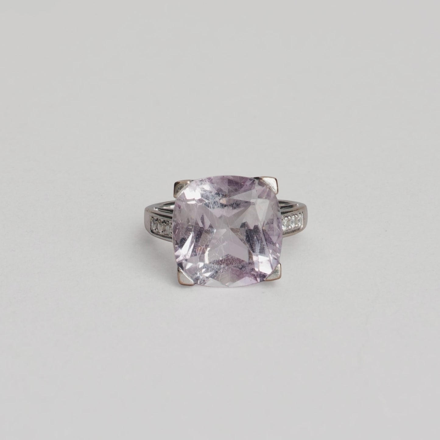 Bague  gueule d'amour rose des vents or 750/1000  MAUBOUSSIN doré