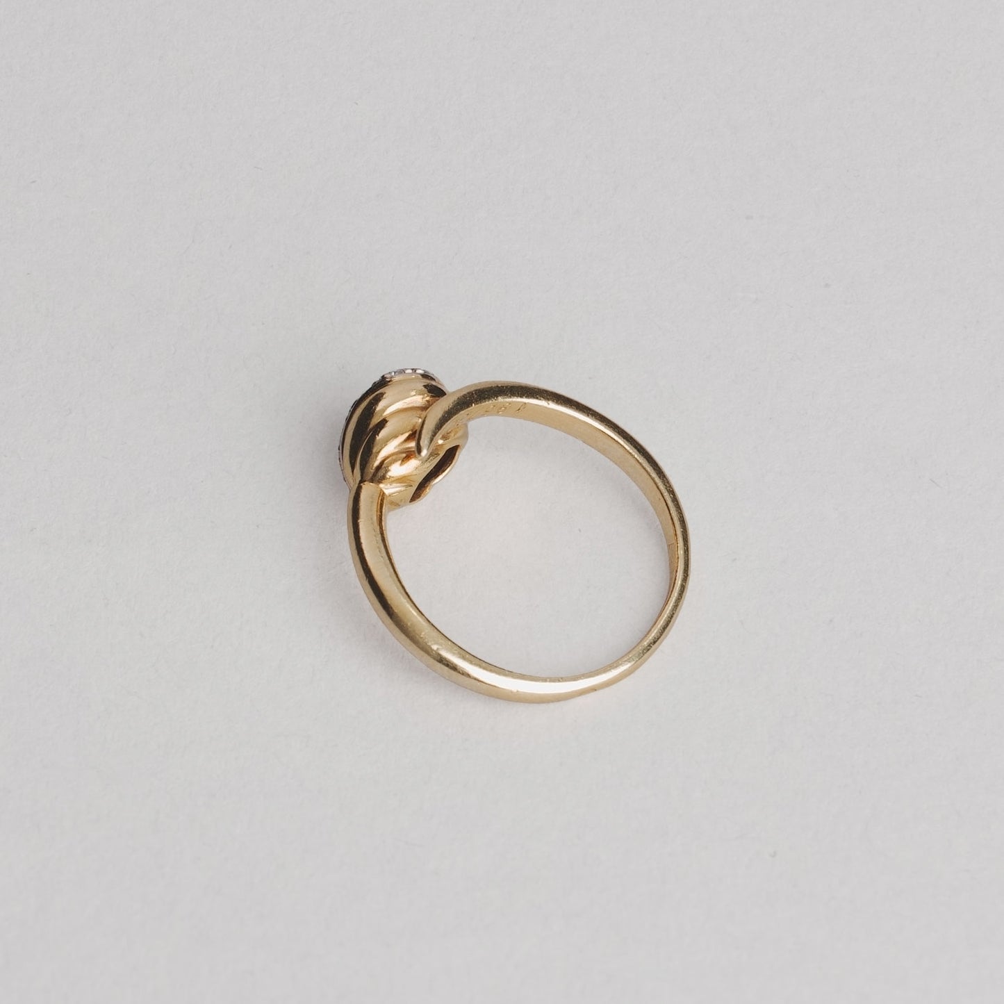 Bague vintage avec diamants 3,35gr or 18ct 750/1000 CARTIER jaune
