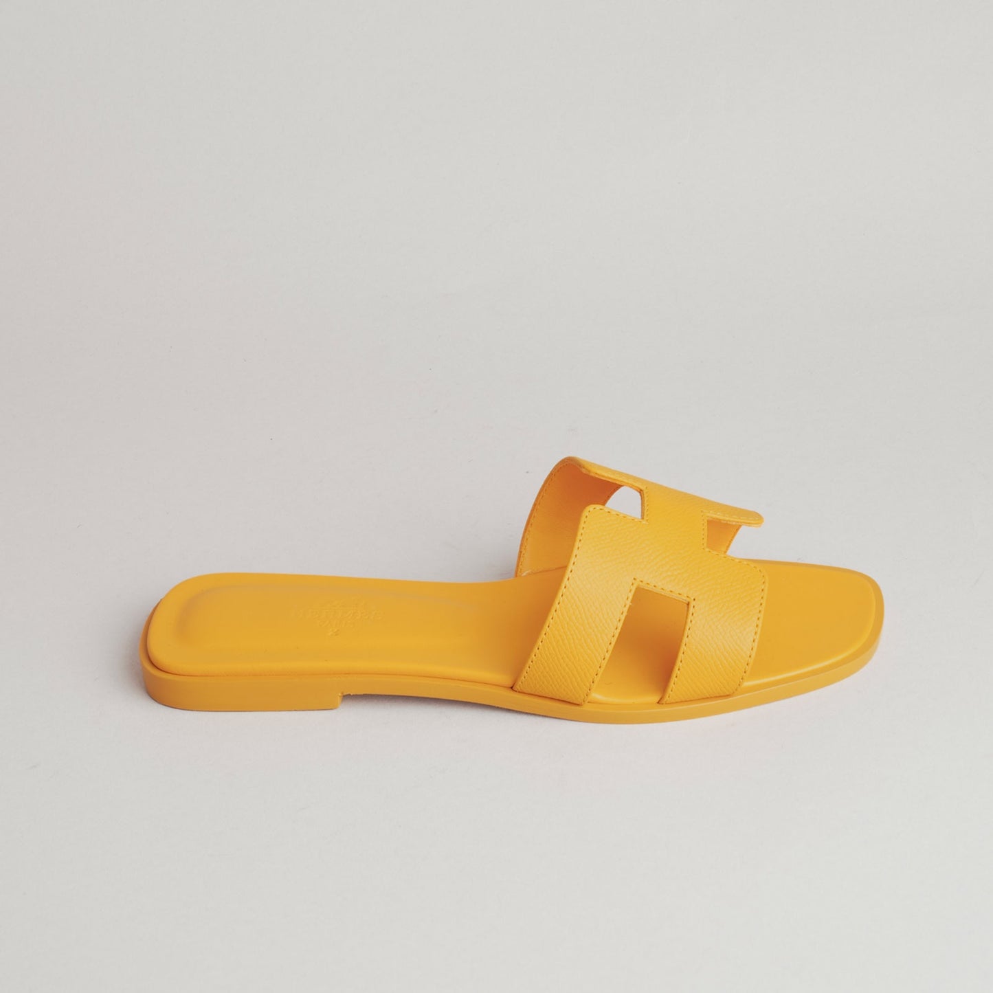 Mules oran avec boite  HERMÈS 36 jaune