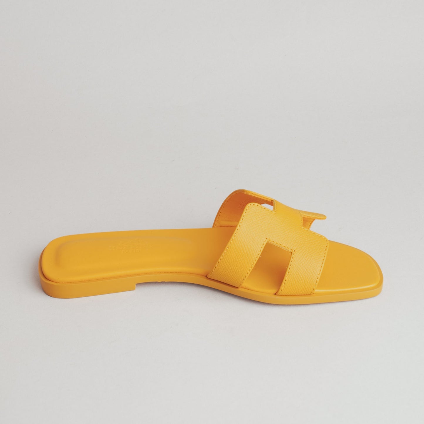Mules oran avec boite  HERMÈS 36 jaune