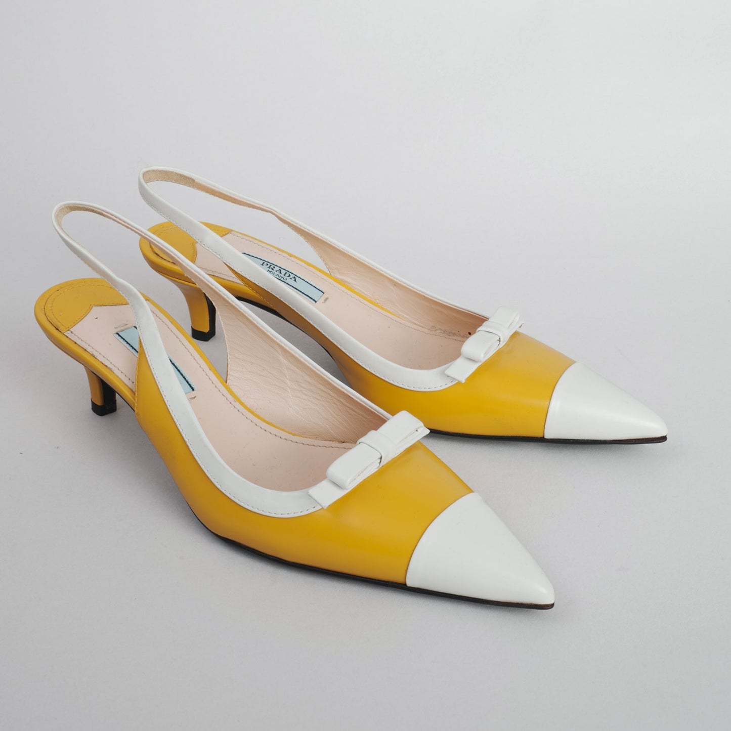 Sandales PRADA 37 jaune / blanc