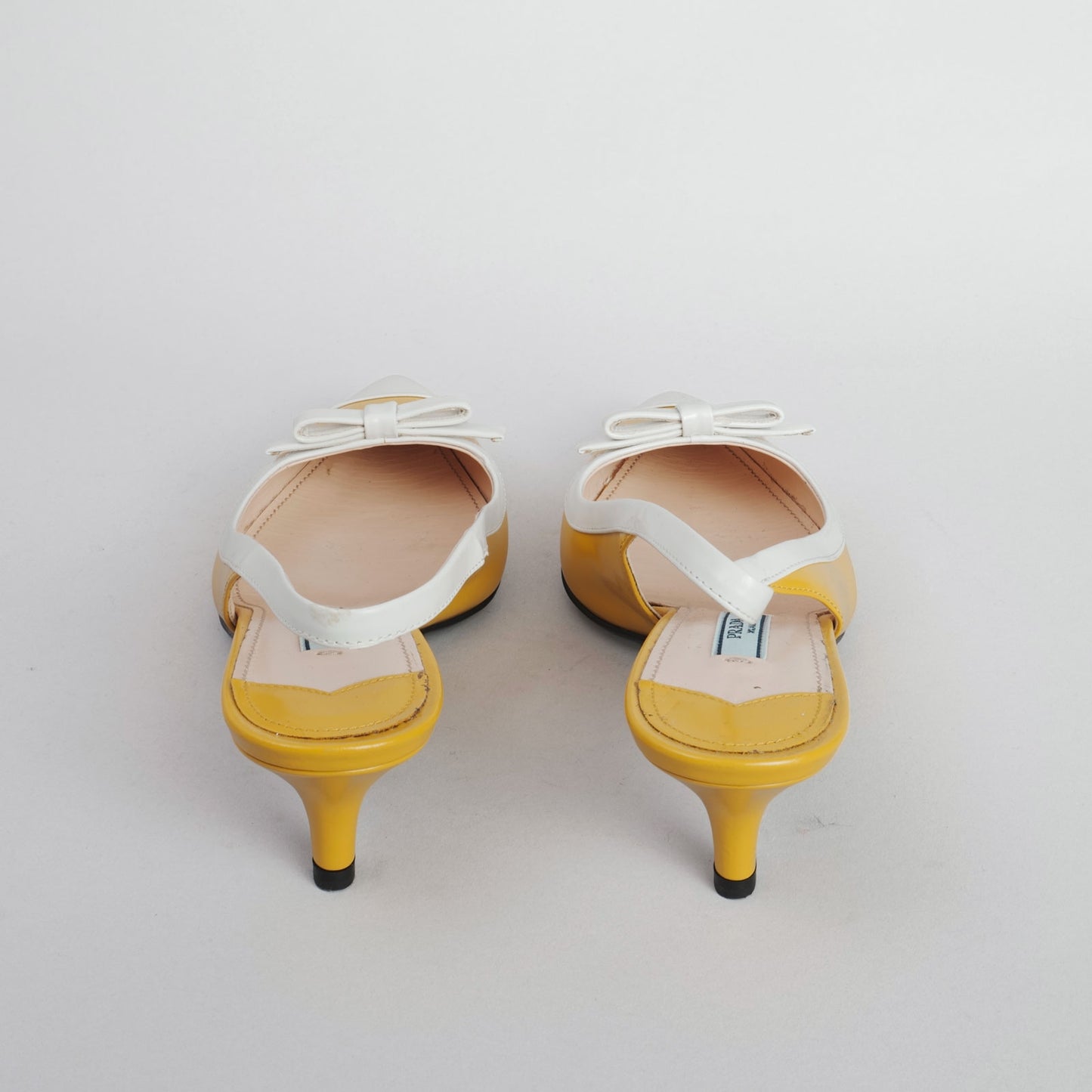Sandales PRADA 37 jaune / blanc
