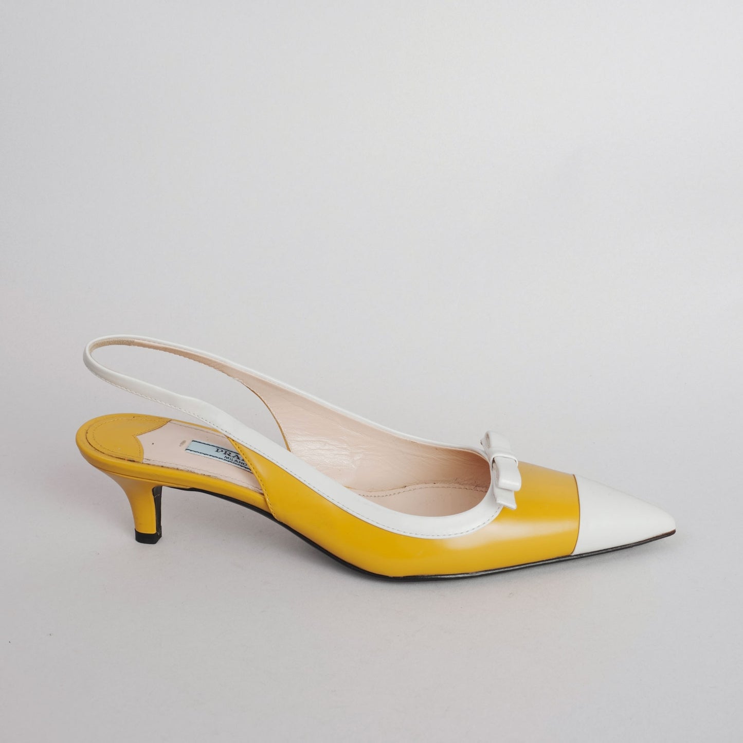 Sandales PRADA 37 jaune / blanc