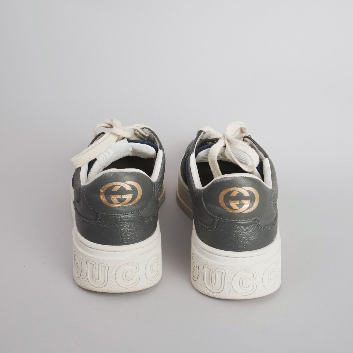 Baskets avec boite GUCCI 42 gris / marine