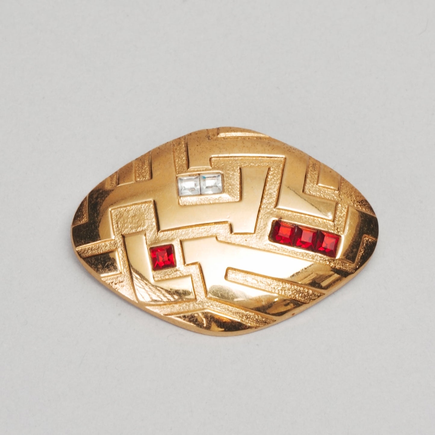 Broche strass blanche et rouge  LANVIN doré