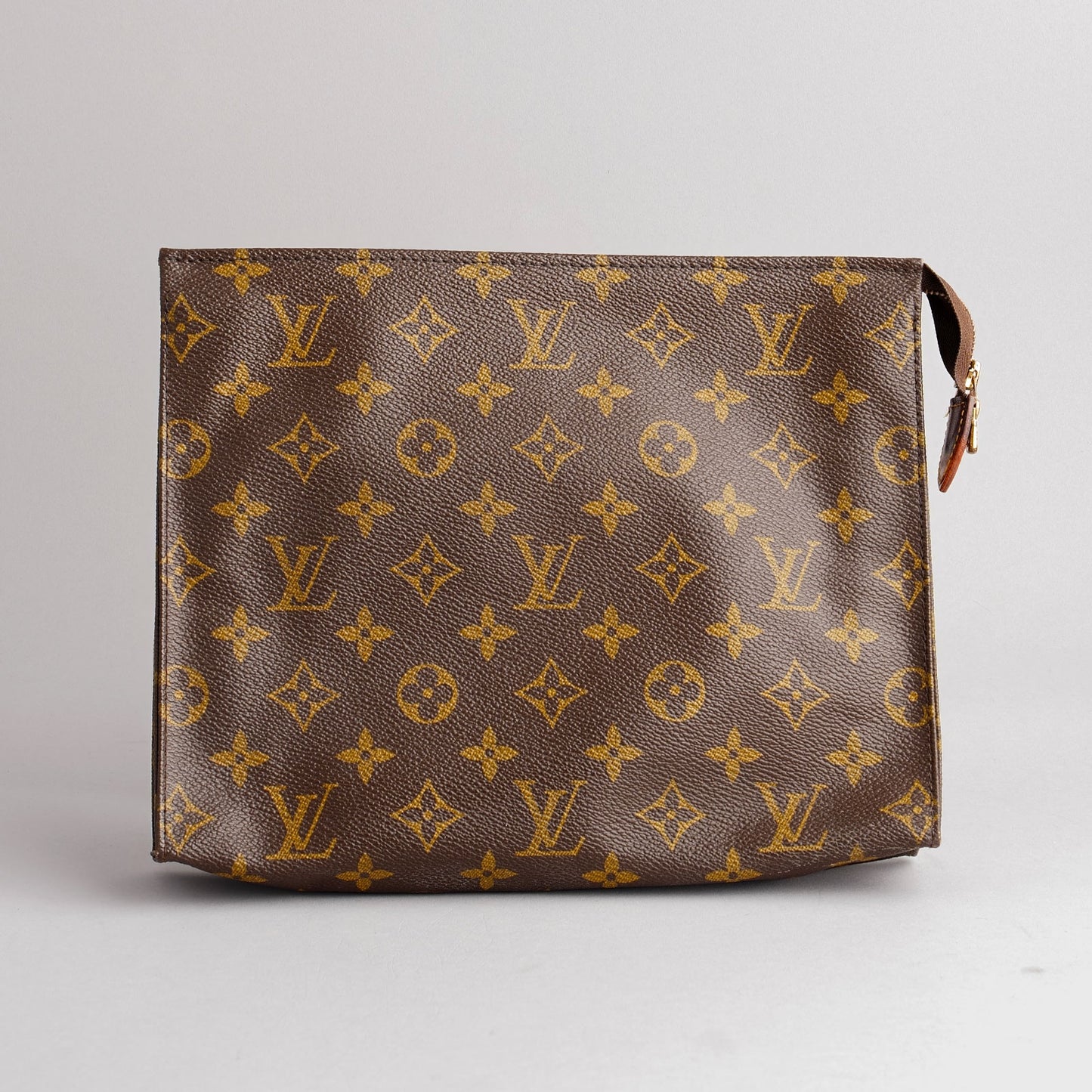 LOUIS VUITTON — Poche toilette  26 vintage
