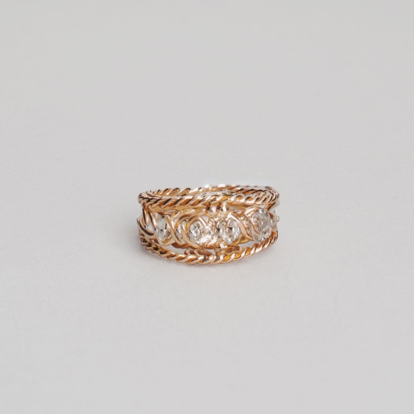 Bague tressé avec 4 diamant ancienne 5,91gr or 18ct 750/1000  jaune