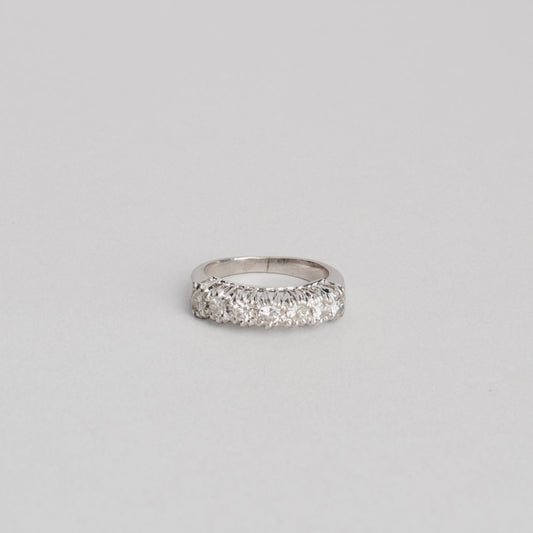 Bague alliance avec 7 diamant de 0,10ct env 0,70ct 4,85gr or 18ct 750/1000  blanc