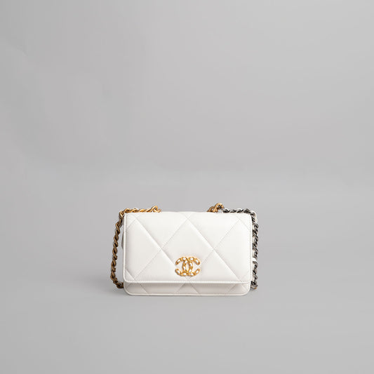 Sac à main en cuir CHANEL blanc