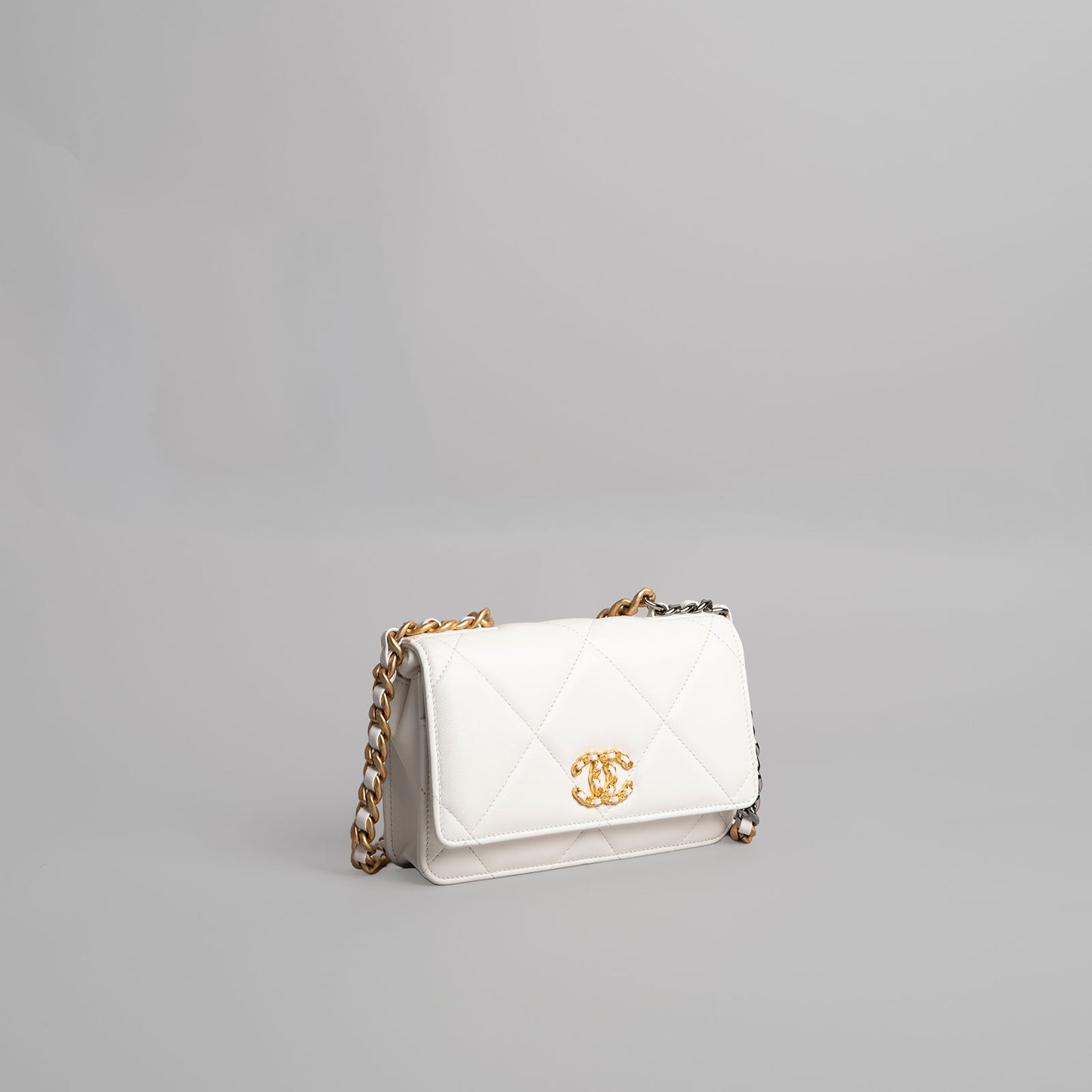 Sac à main en cuir CHANEL blanc