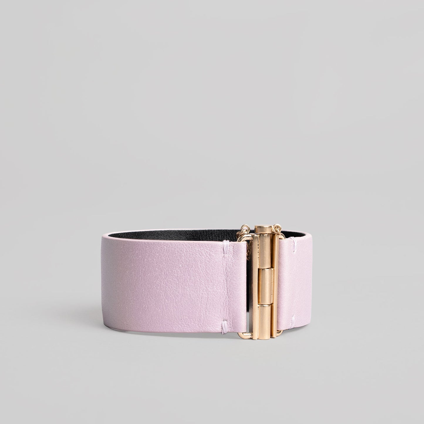 Bracelet CHANEL L lila en cuir