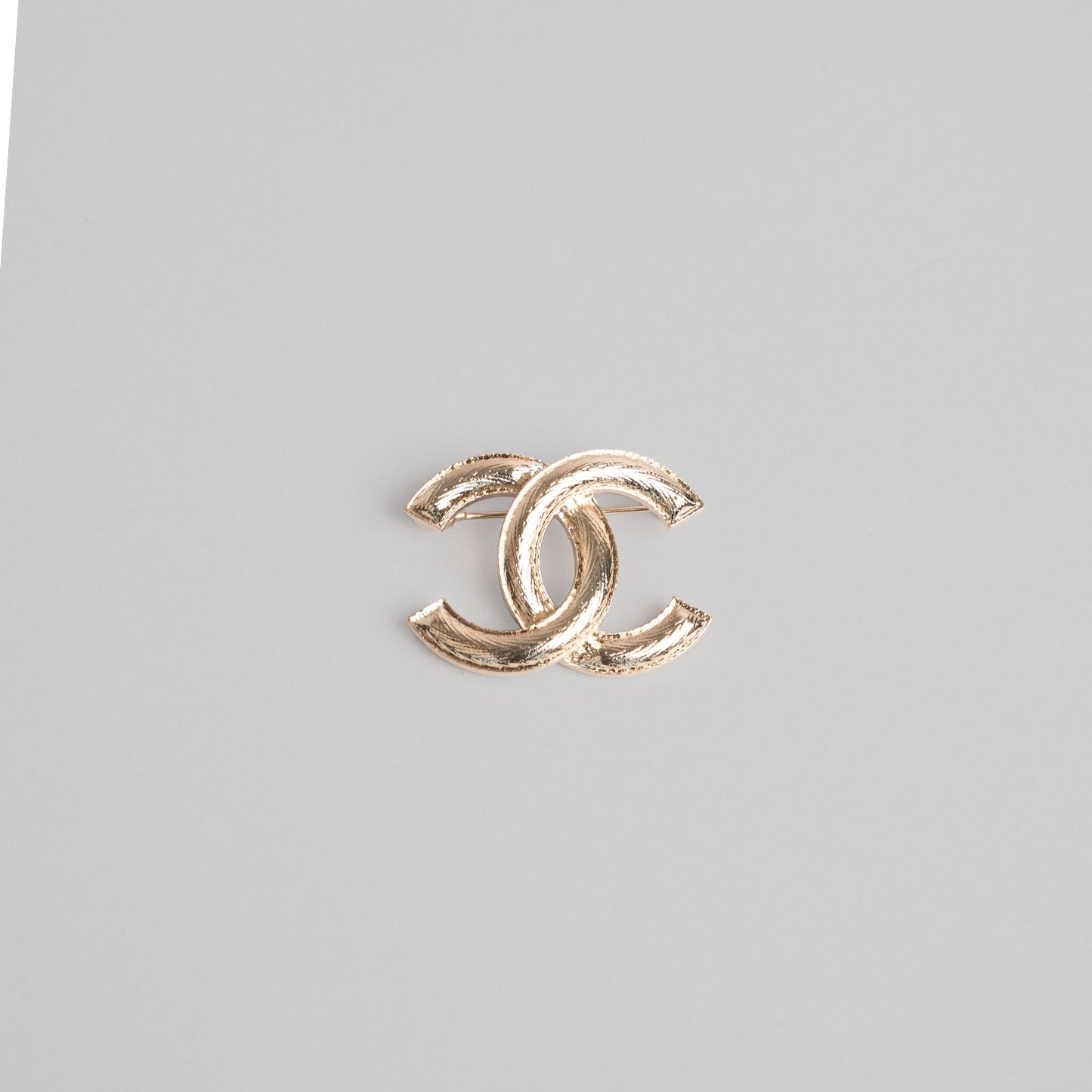 Broche en or CHANEL doré