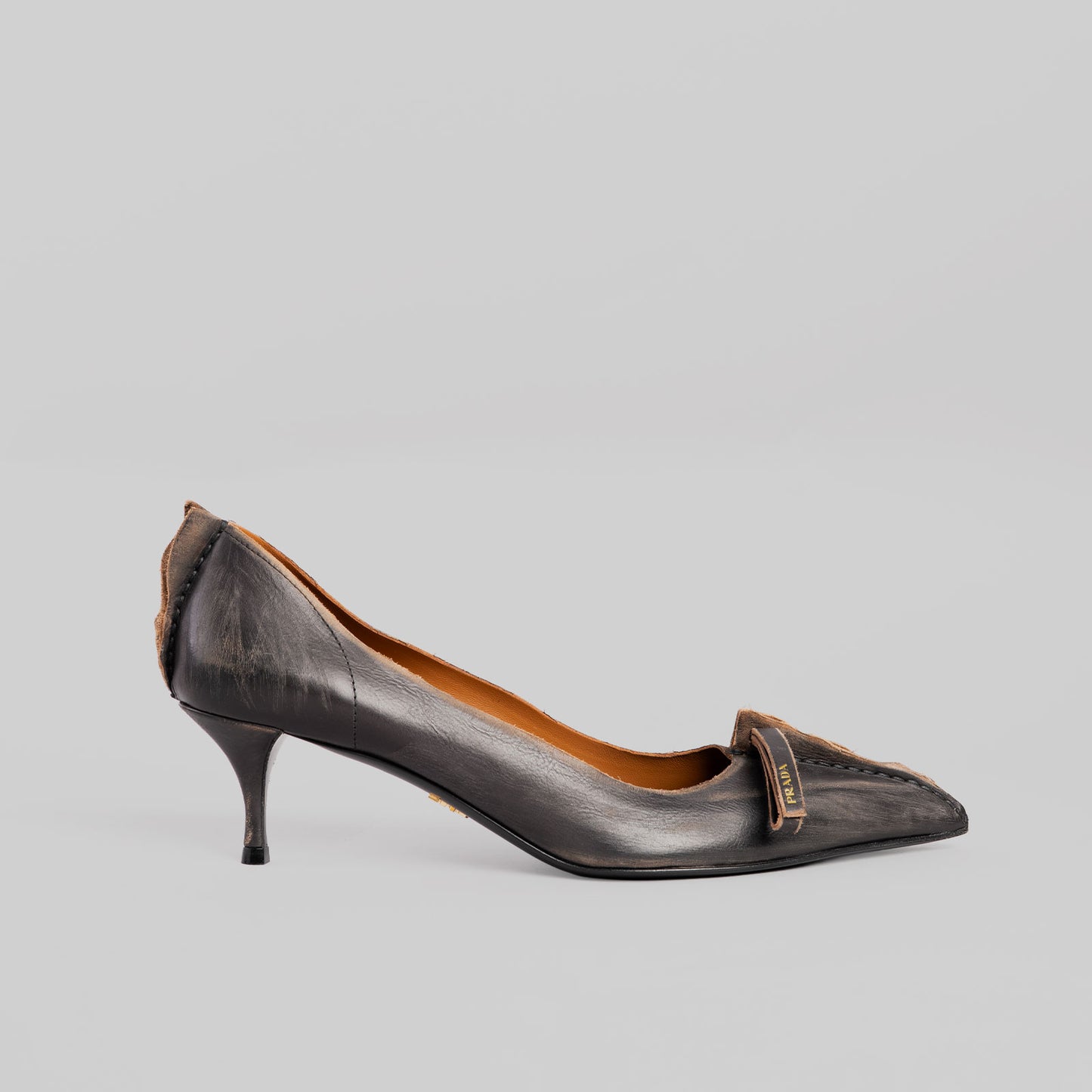 Escarpins en cuir PRADA 39 marron