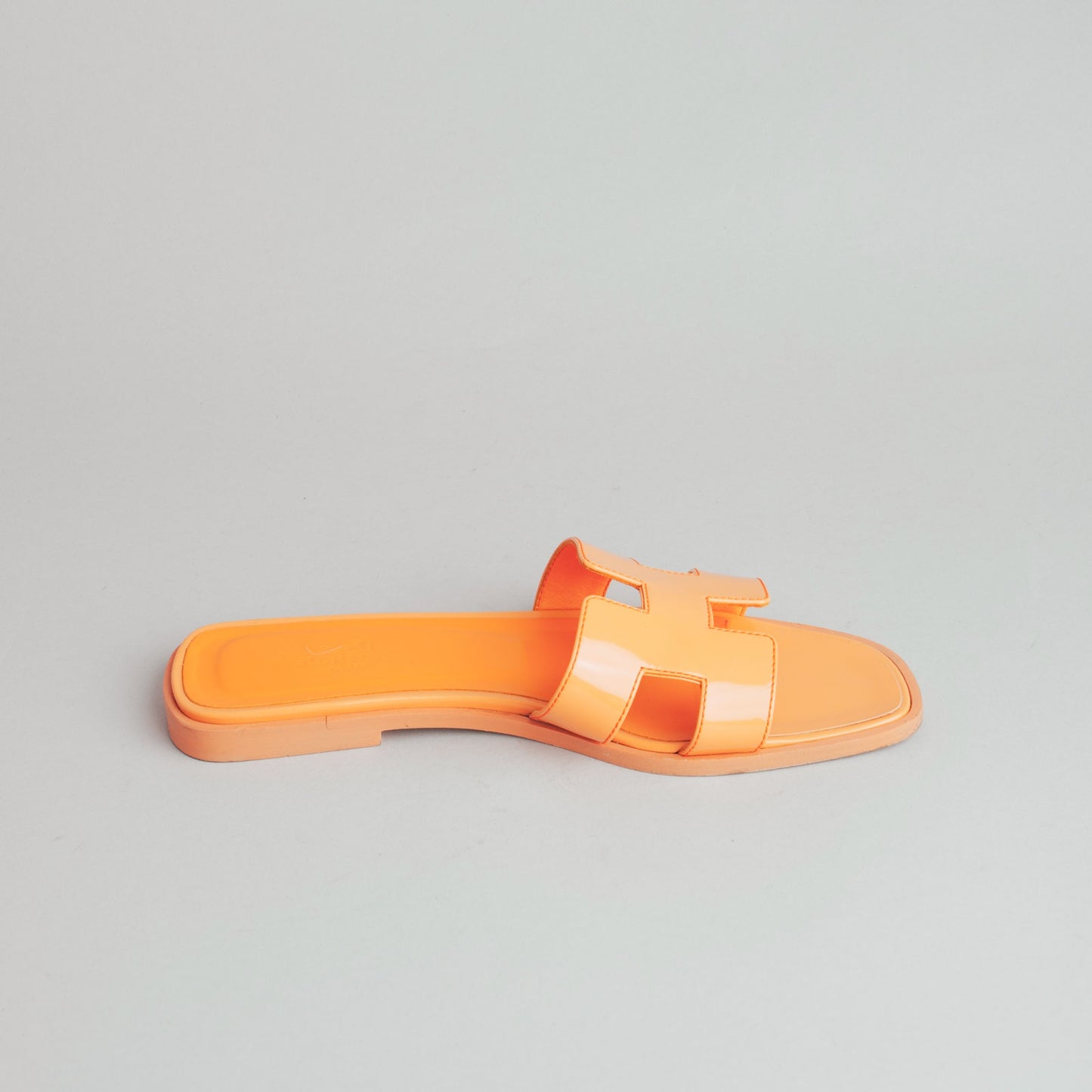 Mules oran vernis HERMÈS 36 orange