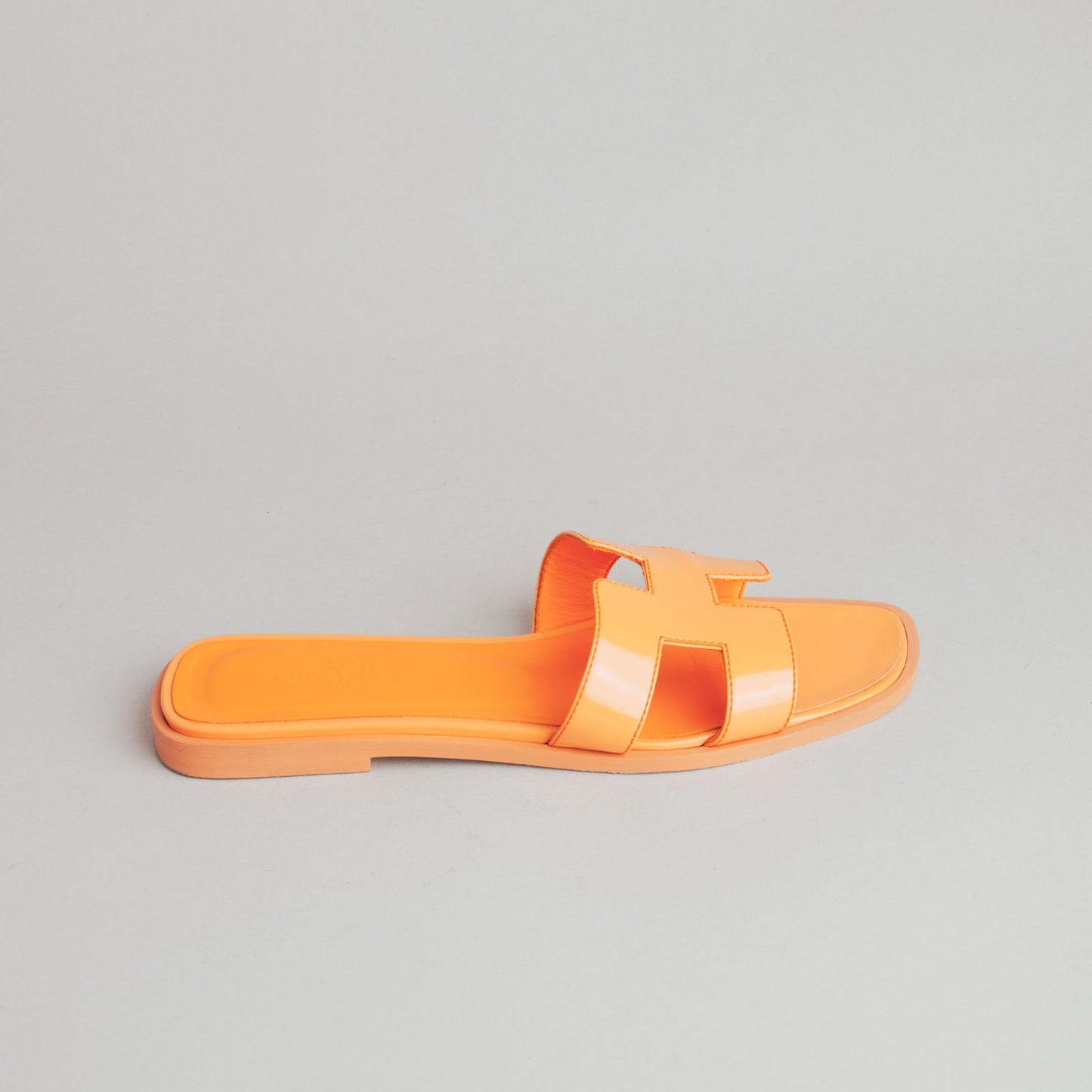 Mules oran vernis HERMÈS 36 orange