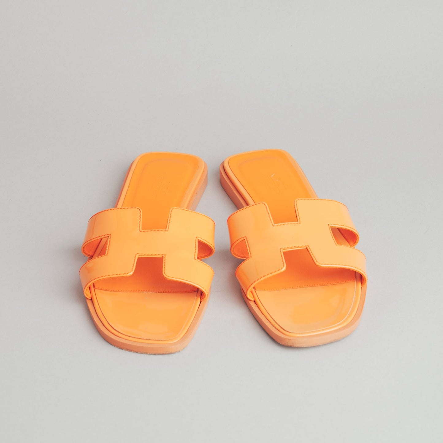 Mules oran vernis HERMÈS 36 orange