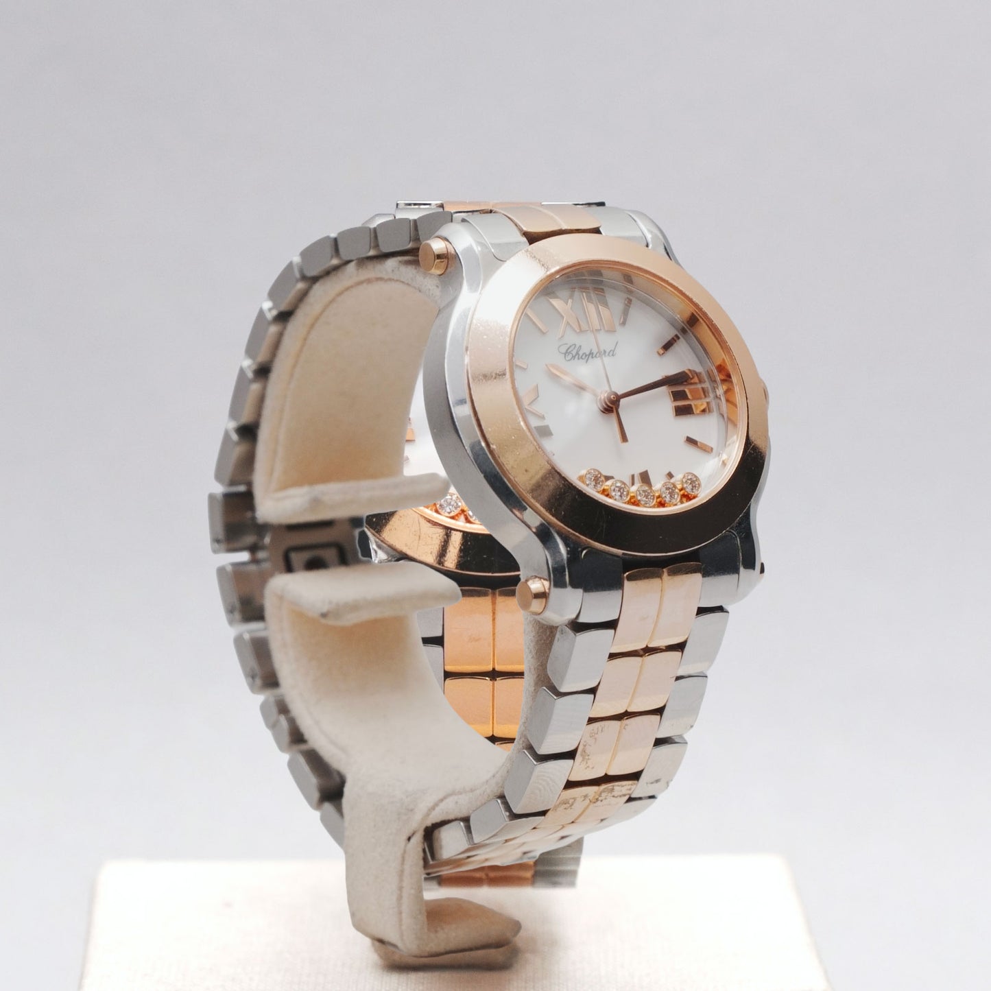 Montre avec diamant happy sport  CHOPARD rouge