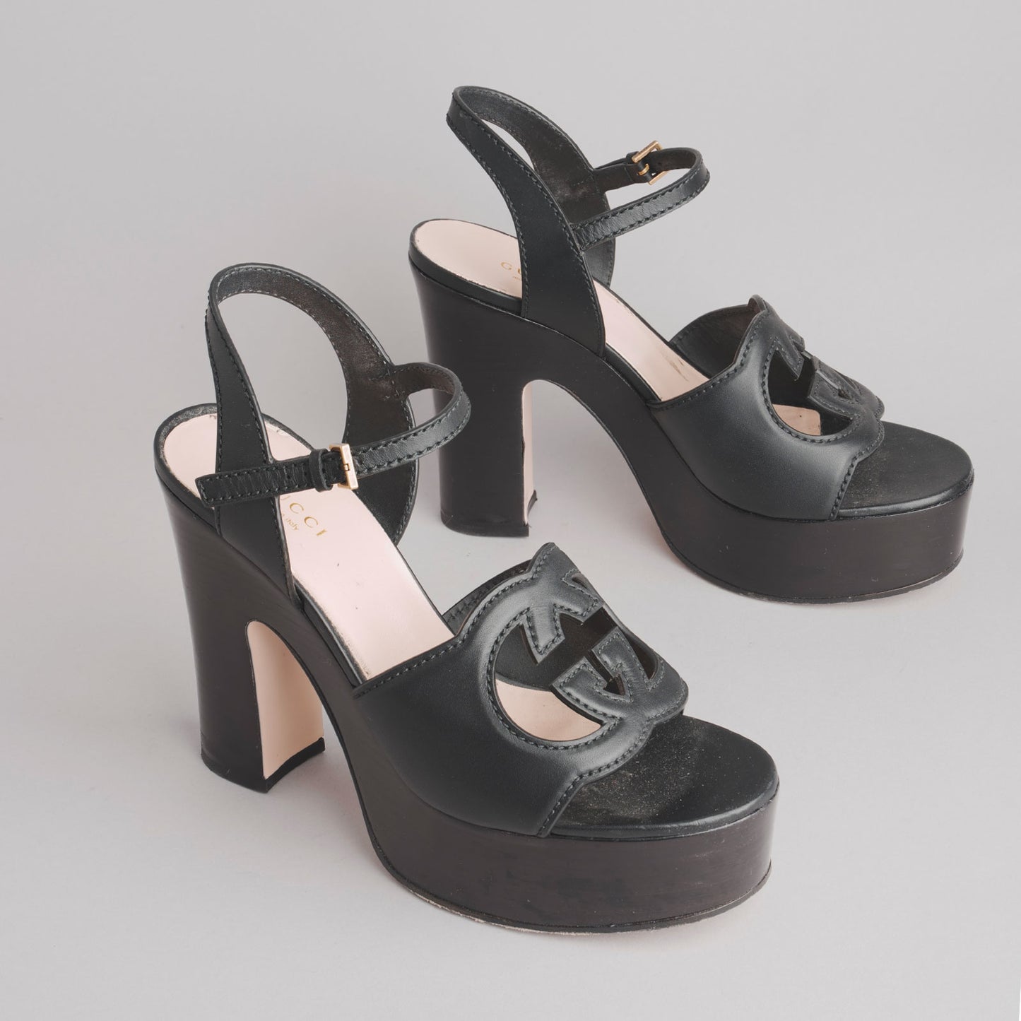 Sandales GUCCI 39 noir