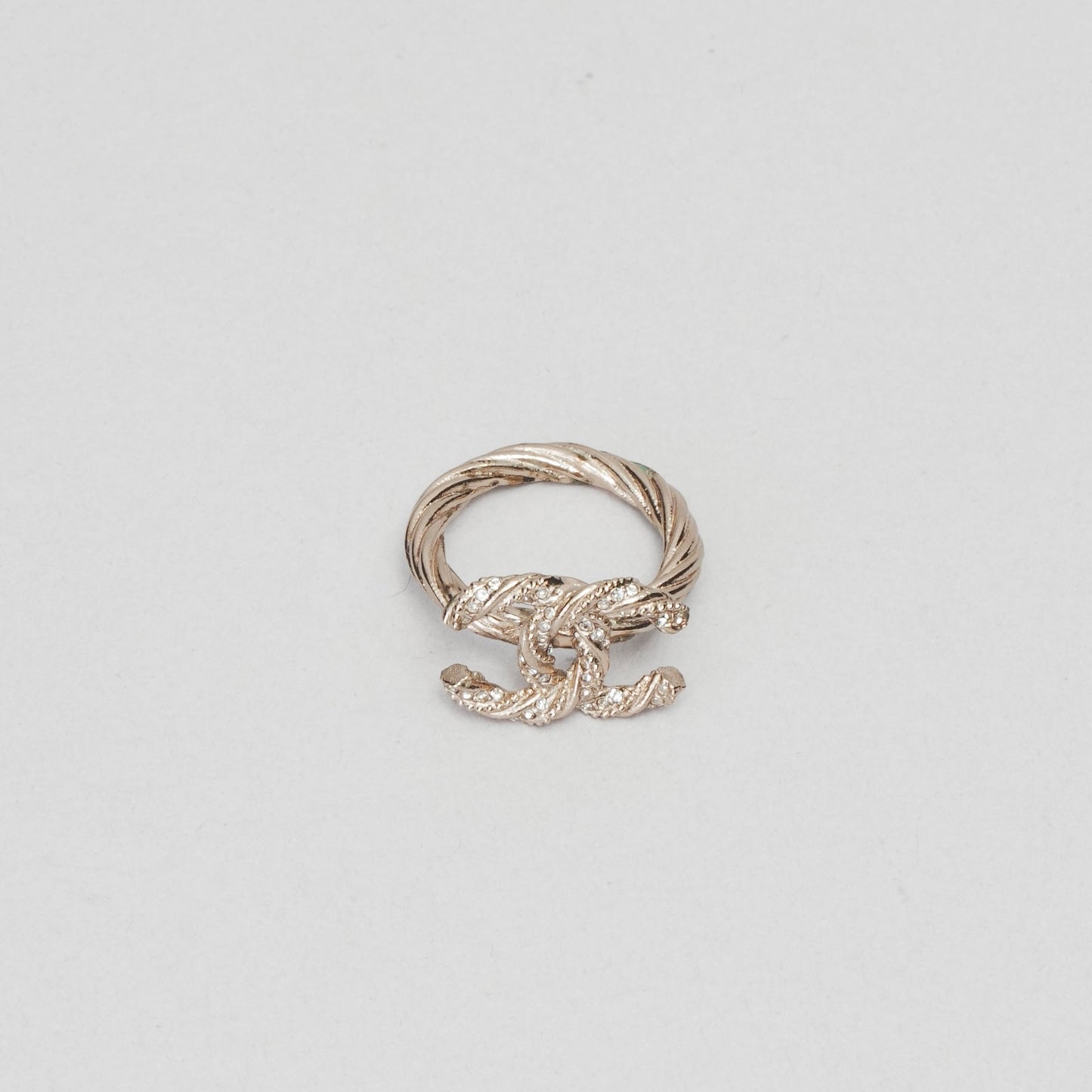 Bague avec strass CHANEL écru